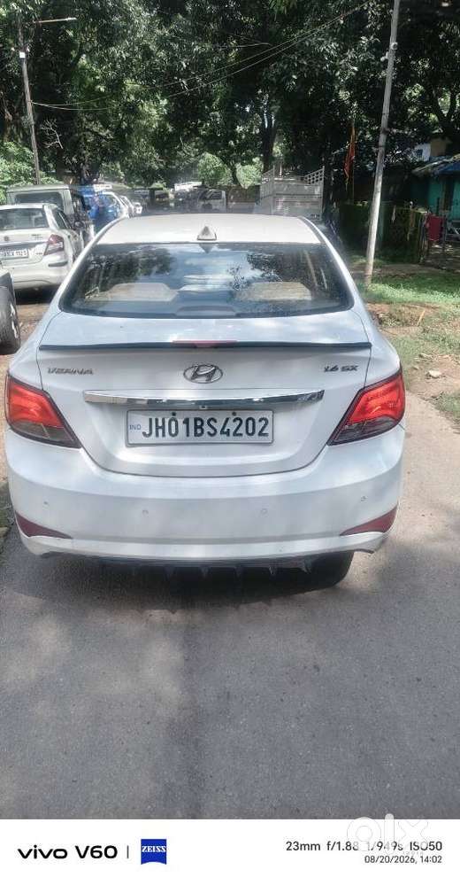 Hyundai Verna Crdi Vgt 1.5, 2015, Petrol