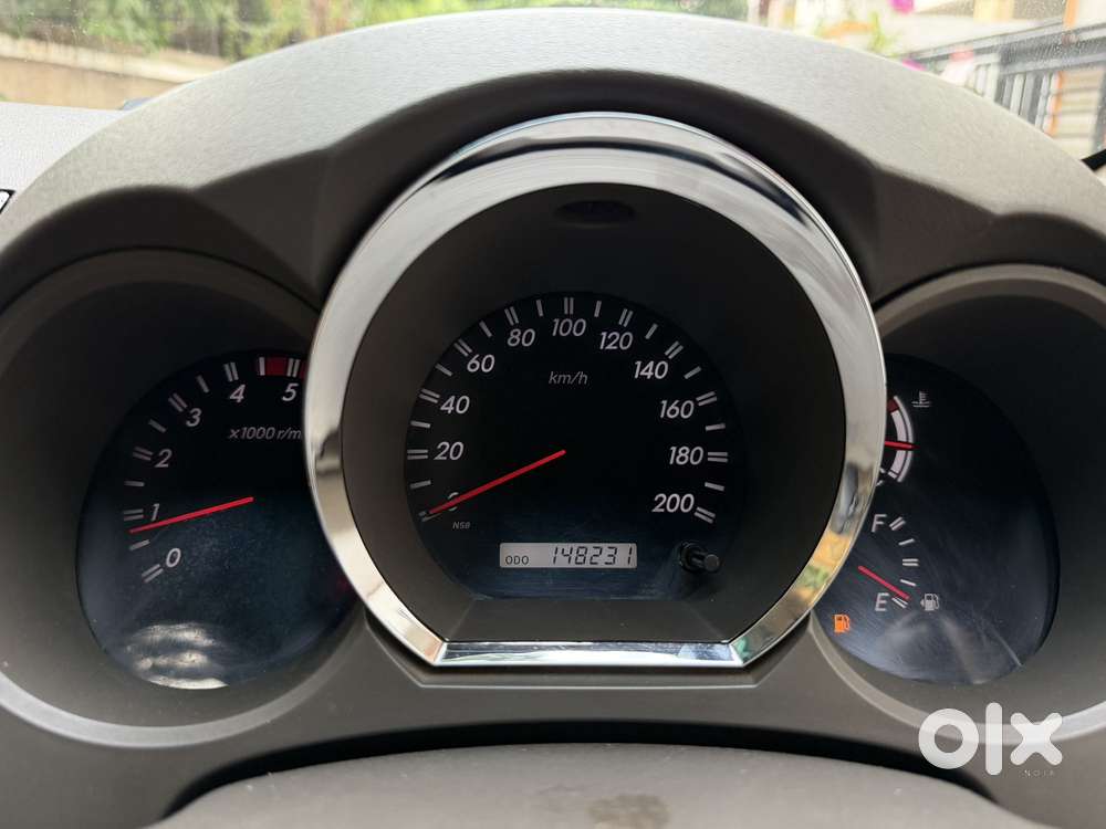 Toyota Fortuner 3.0 4x4 Manual, 2011, Diesel