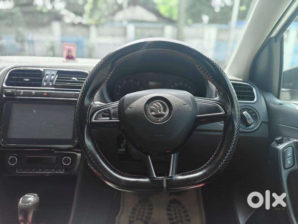 Skoda Rapid 1.0 Monte Carlo At, 2021, Petrol