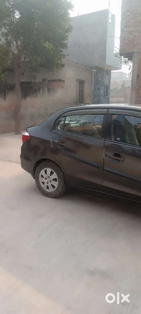 Honda Amaze 2017 Cng & Hybrids Well Maintained