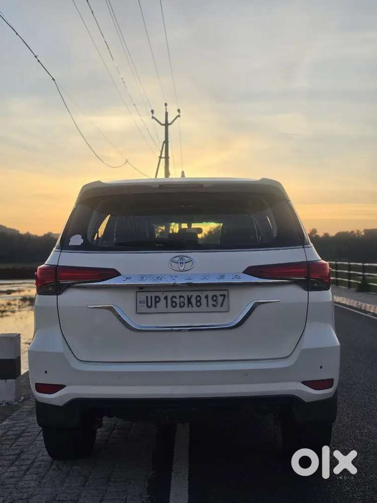 Toyota Fortuner 4x2 Automatic | 2nd Owner | Genuine 98,000 Km |