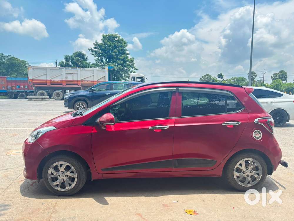 2019 Hyundai Grand I10 Sportz Cng & Hybrids