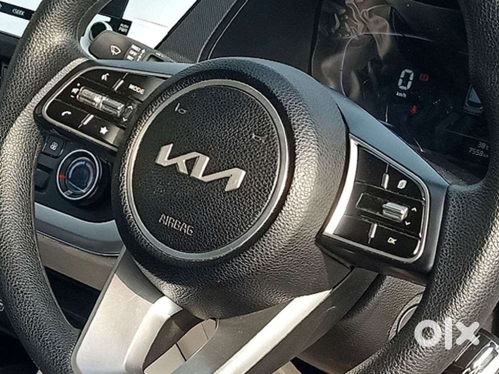 Kia Carens 1.5 Prestige 7 Str, 2023, Petrol