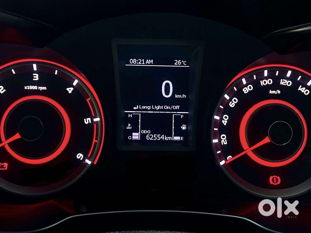 Mahindra Xuv300 W8 Diesel, 2023, Diesel