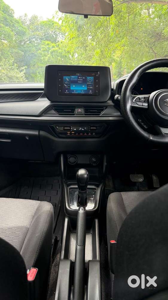 Maruti Suzuki Swift Lxi Optional-o, 2025, Petrol