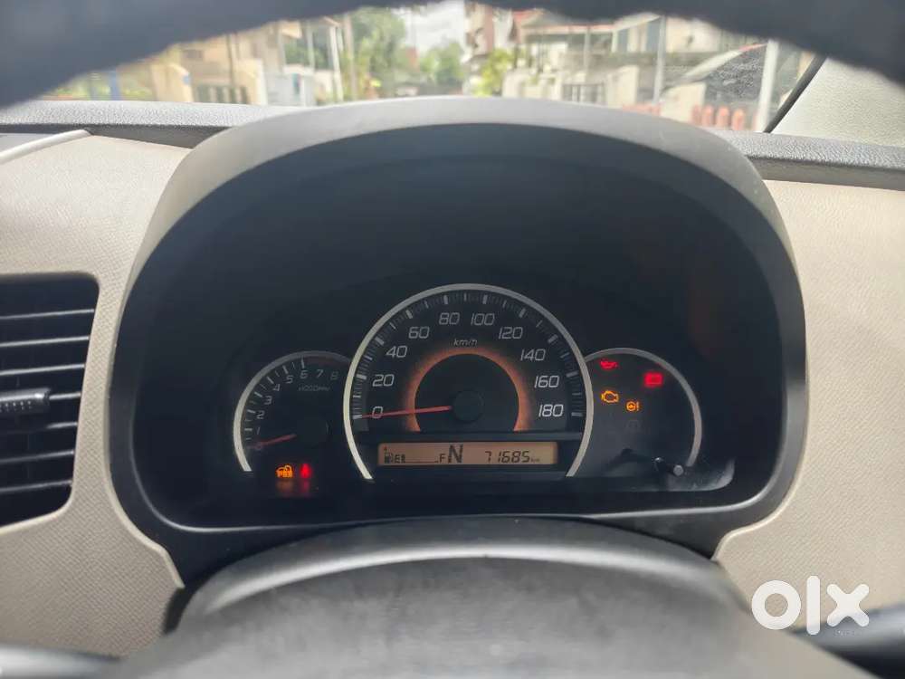 Maruti Suzuki Wagon R 2016 Vxi Automatic Well Maintained