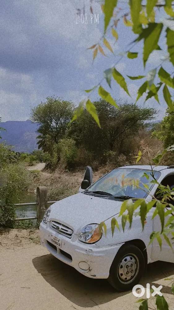 Hyundai Santro Gs Zip 2002