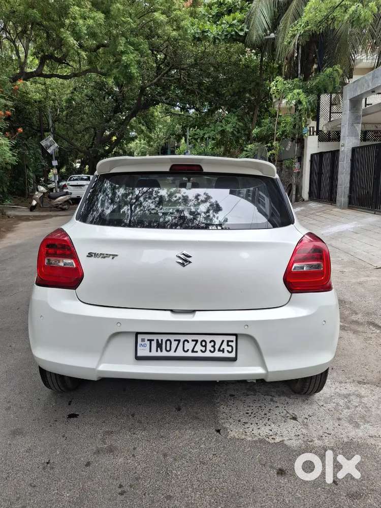 Maruti Suzuki Swift 2022 Petrol 33000 Km Driven