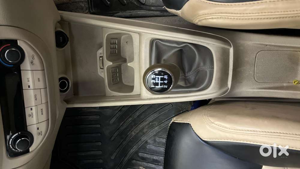 Maruti Suzuki Ertiga Zxi Plus Shvs, 2022, Petrol