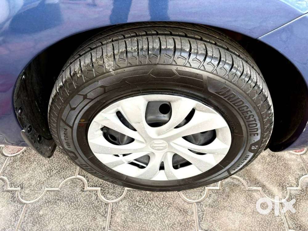 Maruti Suzuki Swift Dzire Vxi Optional, 2017, Petrol