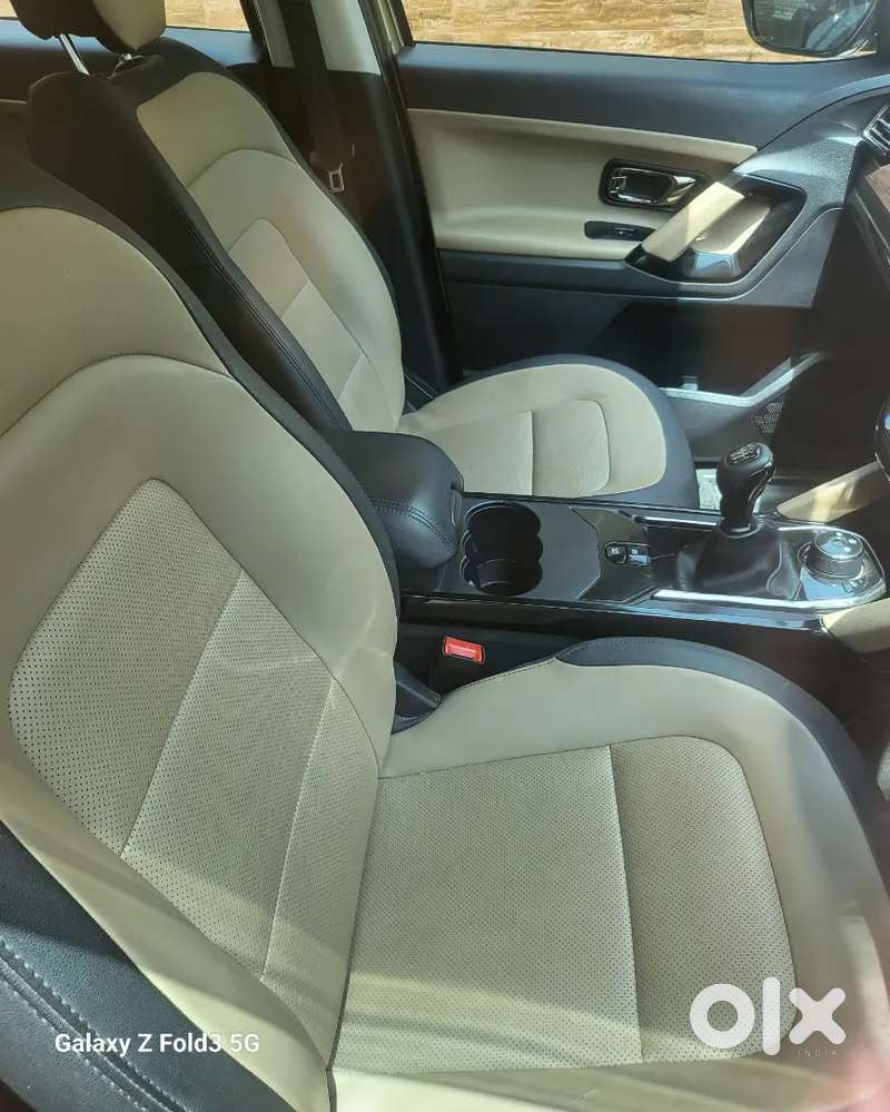 Tata Safari 2022