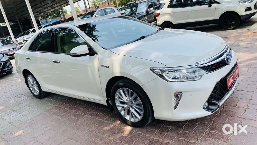 Toyota Camry Hybrid 2.5, 2017, Petrol
