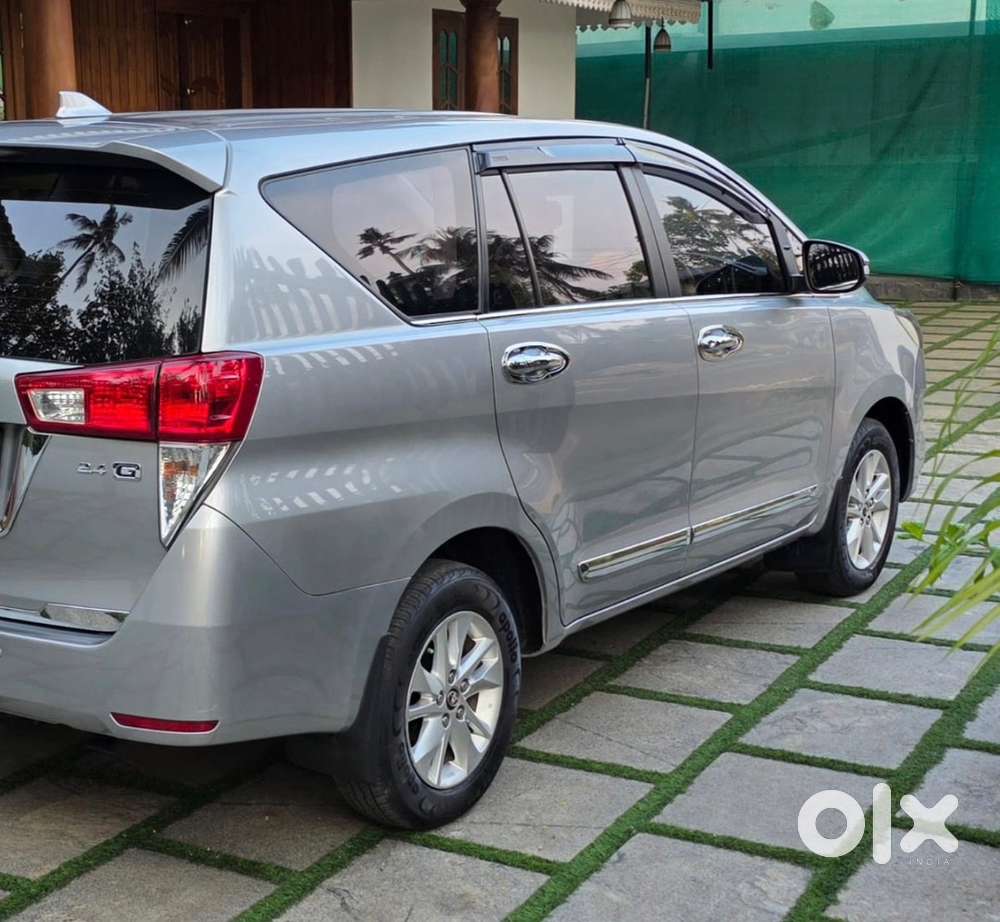Toyota Innova Crysta