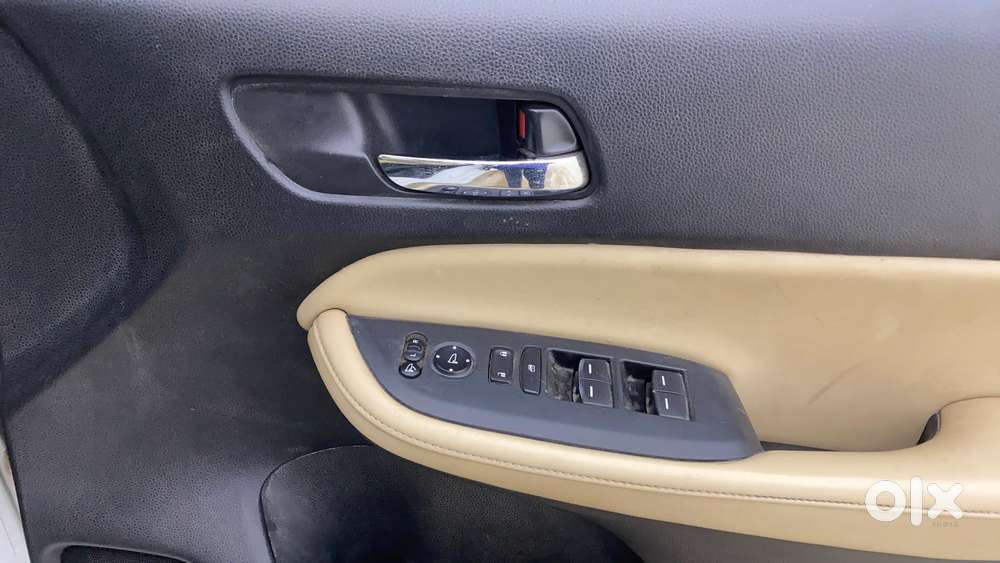 Honda City 1.5 Zx Cvt I-vtec, 2021, Petrol