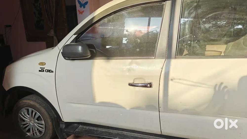Mahindra Xylo 2.5 D2 Maxx 2012