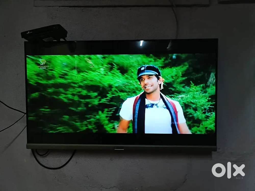 CROWN Smart TV 43 inch