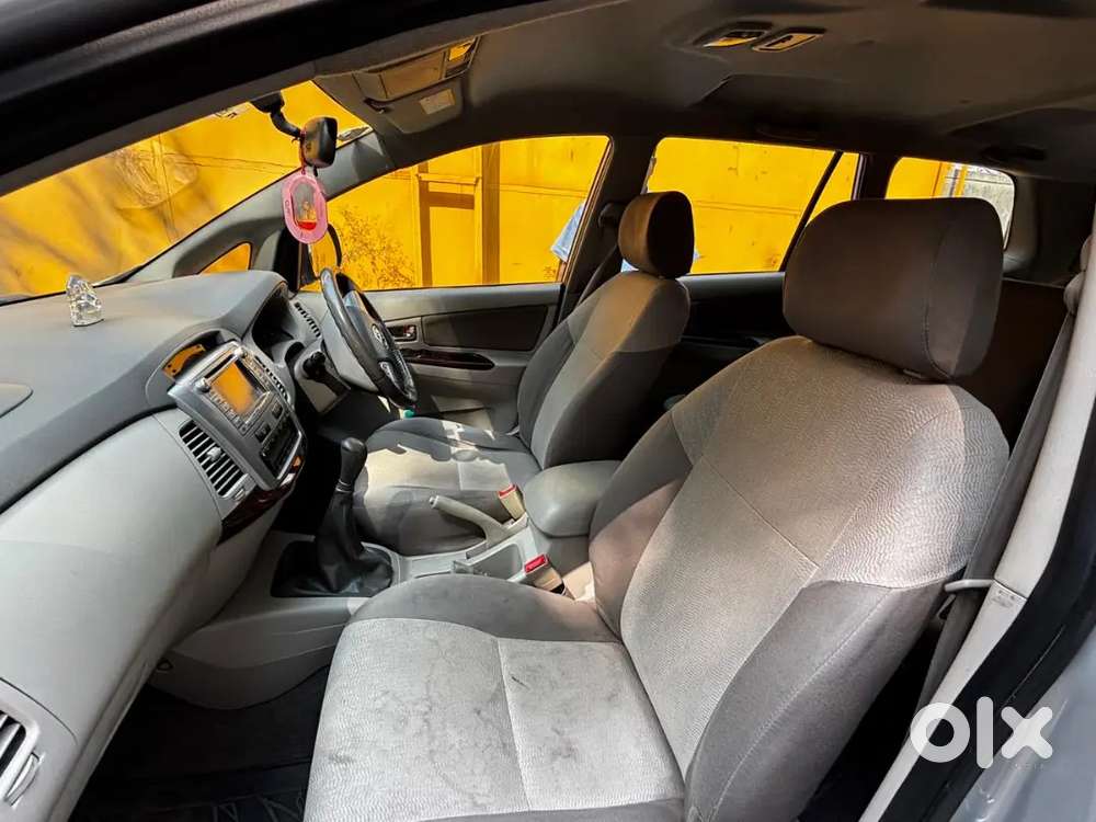 Toyota Innova 2012 Diesel 96000 Km Driven Vip Number