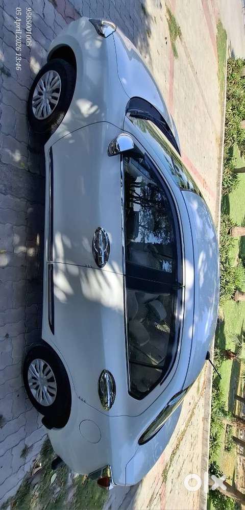 Maruti Suzuki Swift Dzire Vxi Optional, 2023, Petrol