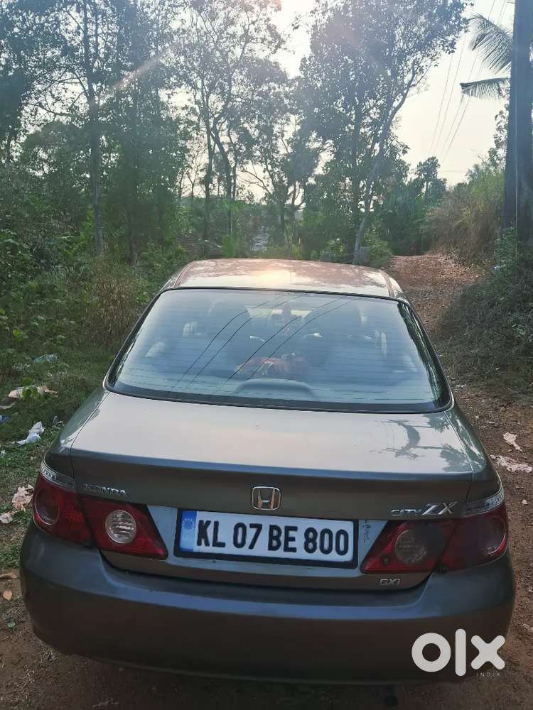 Honda City Zx 2006 Petrol Well Maintained