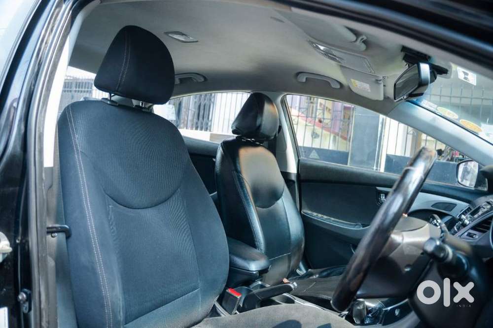 Hyundai Elantra 1.6 S, 2015, Petrol