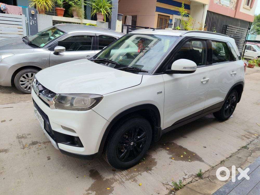 Maruti Suzuki Brezza Zdi+ Dual Tone, 2019, Diesel