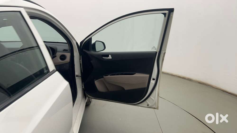 Hyundai Grand I10 1.2 Kappa Sportz Option At, 2017, Petrol