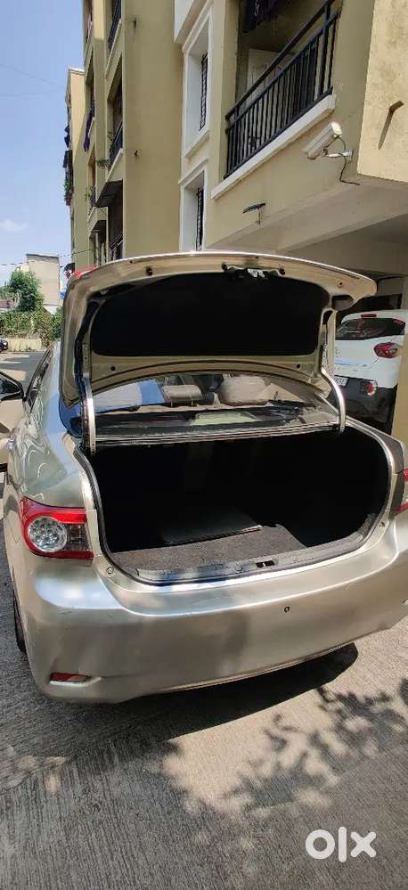 Toyota Corolla Altis 2013