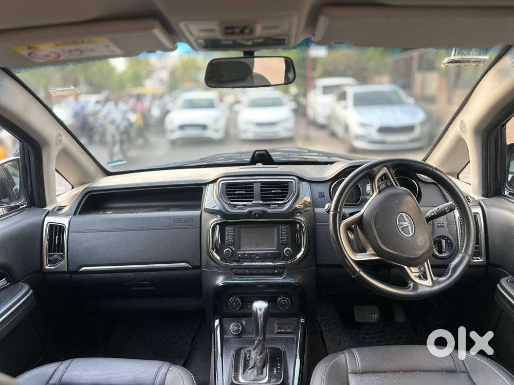 Tata Hexa 2.2 Xta 4x2 6 Str Dual Tone, 2018, Diesel