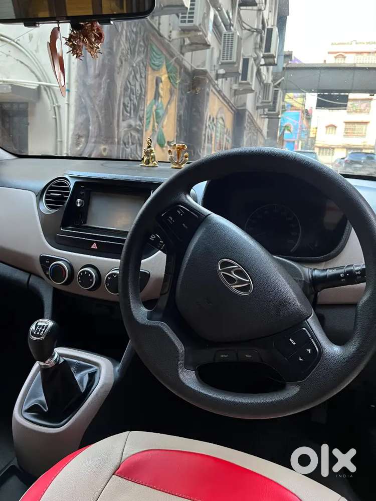 Hyundai Grand I10 Sportz 2017 Well Maintained