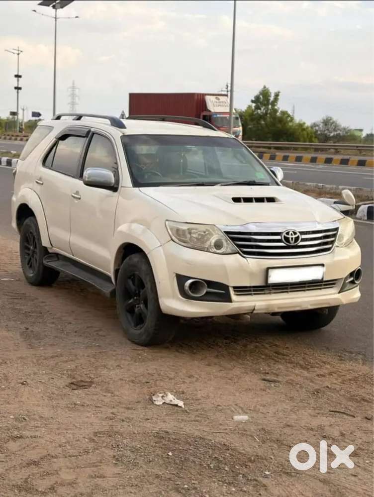 Toyota Fortuner Diesel Mt 2014