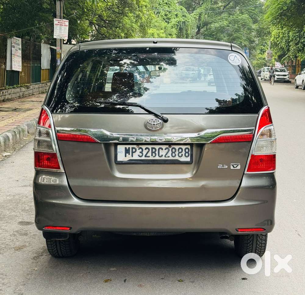 Toyota Innova 2.5 Vx 8 Str, 2015, Diesel