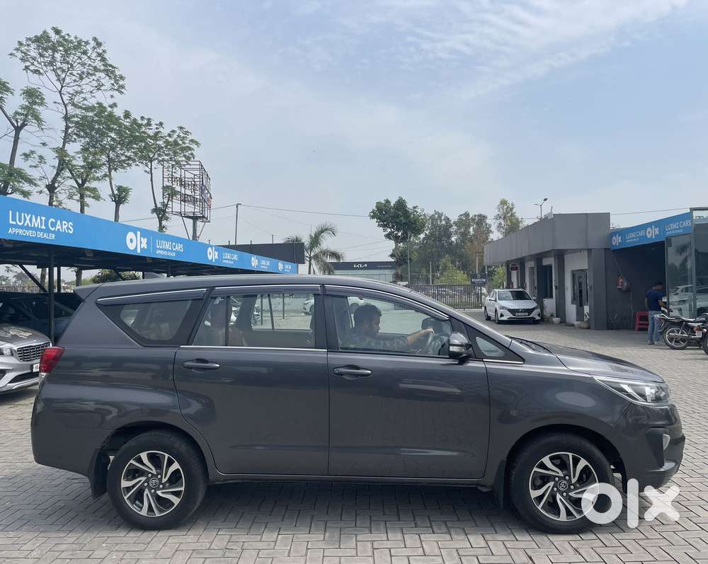 Toyota Innova Crysta [2020-ongoing] 2.4 Gx At 7 Str, 2021, Diesel