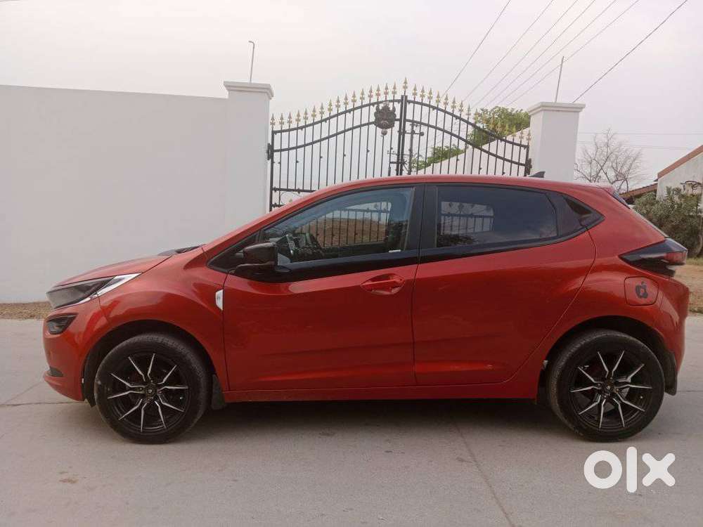 Tata Altroz 1.2 Xe, 2021, Petrol