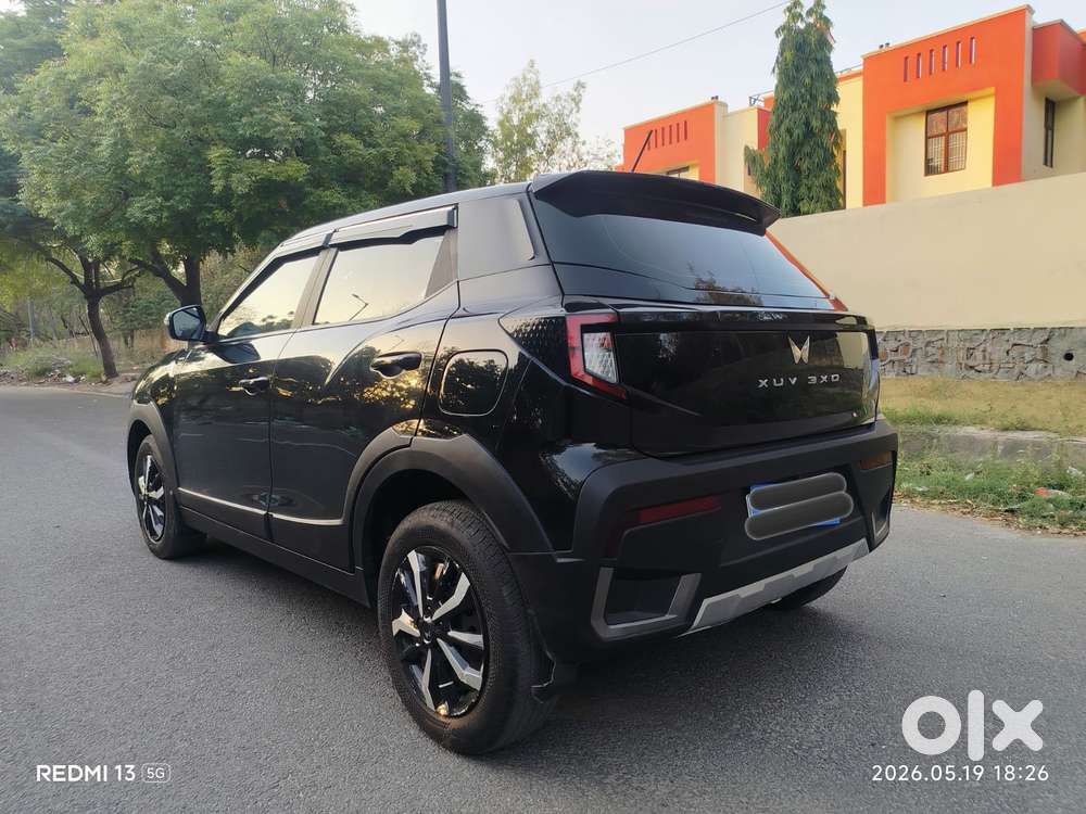Mahindra Xuv 3xo Mx3, 2024, Petrol