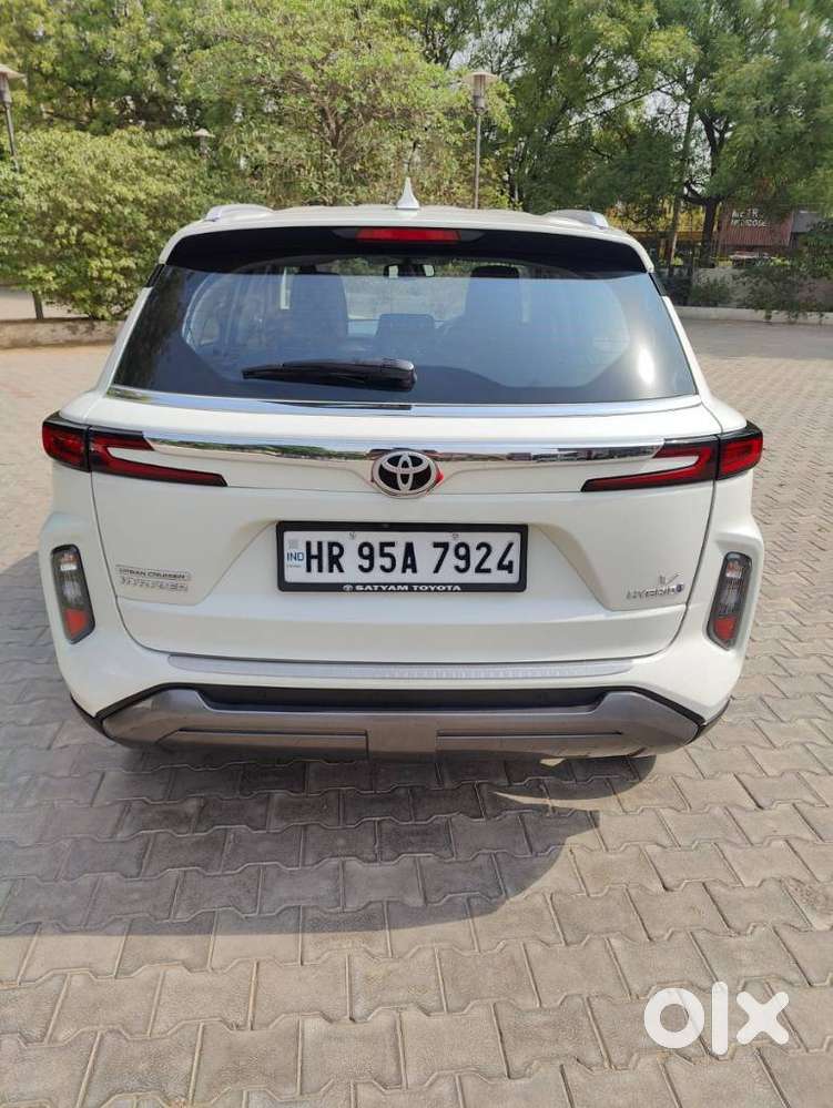 Toyota Urban Cruiser Hyryder V Hybrid Aero Edition, 2023, Petrol