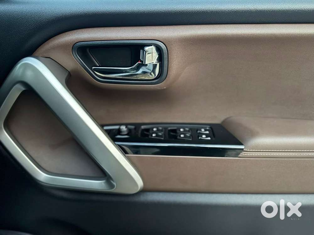 Mahindra Scorpio N Z8 Diesel At 2wd 7 Str, 2025, Diesel