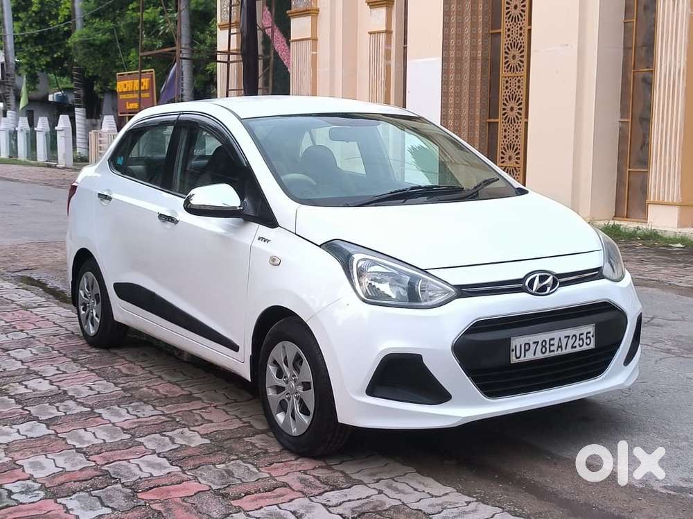 Hyundai Xcent 1.2l Kappa Dual Vtvt 5-speed Manual Base, 2015, Petrol
