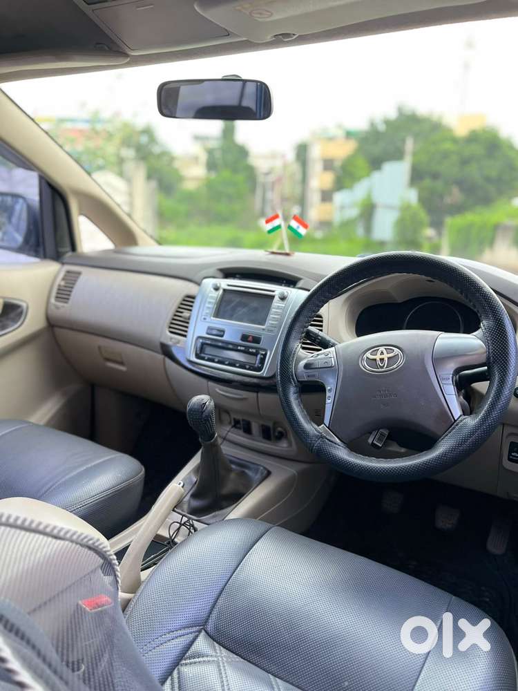 Toyota Innova 2.5 Z Diesel 7 Seater, 2014, Diesel