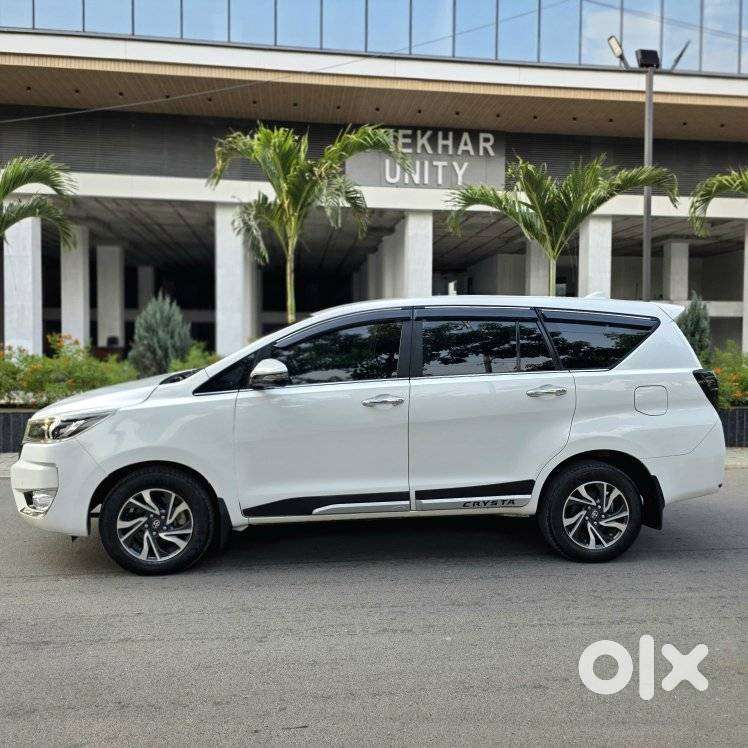 Toyota Innova Crysta 2.4 V, 2024, Diesel