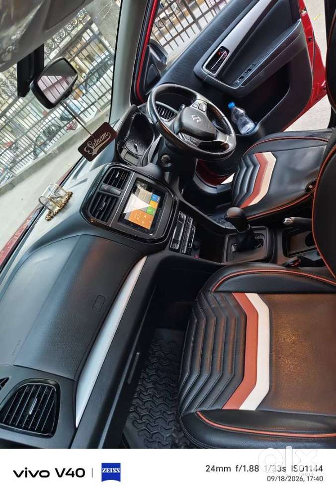 Maruti Suzuki Brezza 1.5 Zxi At Smart Hybrid Dual Tone, 2021, Petrol