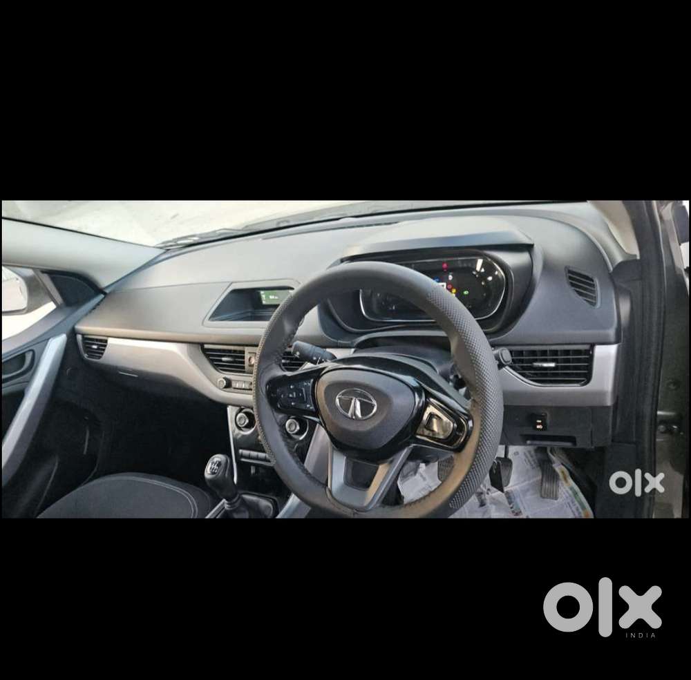Tata Nexon 1.2 Revotron Xm (s), 2023, Petrol