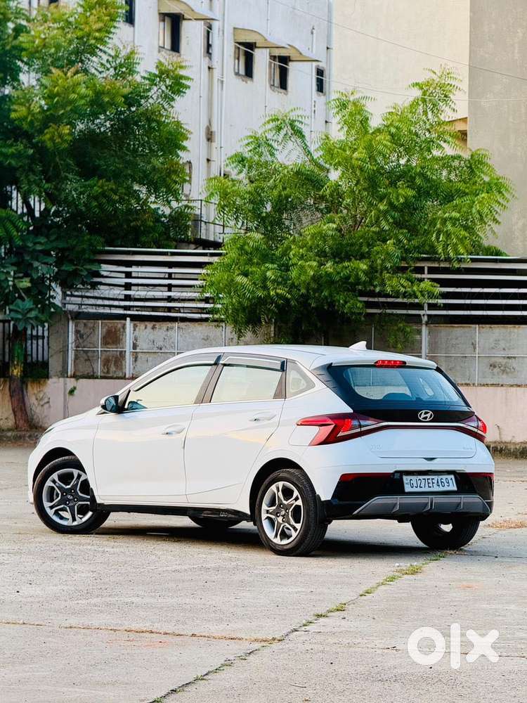 Hyundai New I20 1.2 Asta Ivt, 2025, Petrol