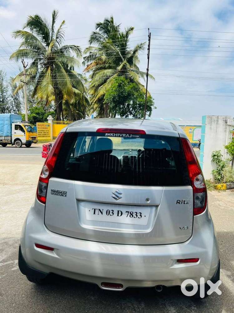 Maruti Suzuki Ritz Vxi, 2010, Petrol