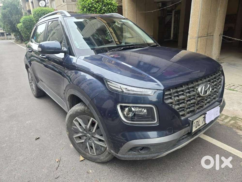 Almost New Hyundai Venue, Sep. 21 Model, 1.5 Crdi Sx Diesel