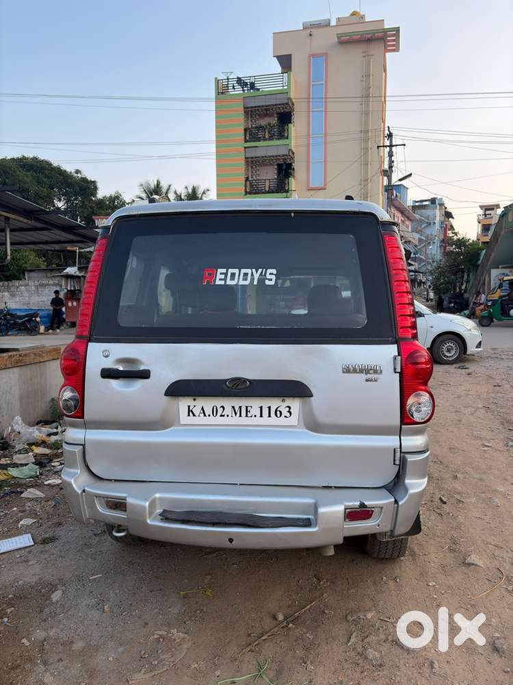 Mahindra Scorpio 2010 Manual
