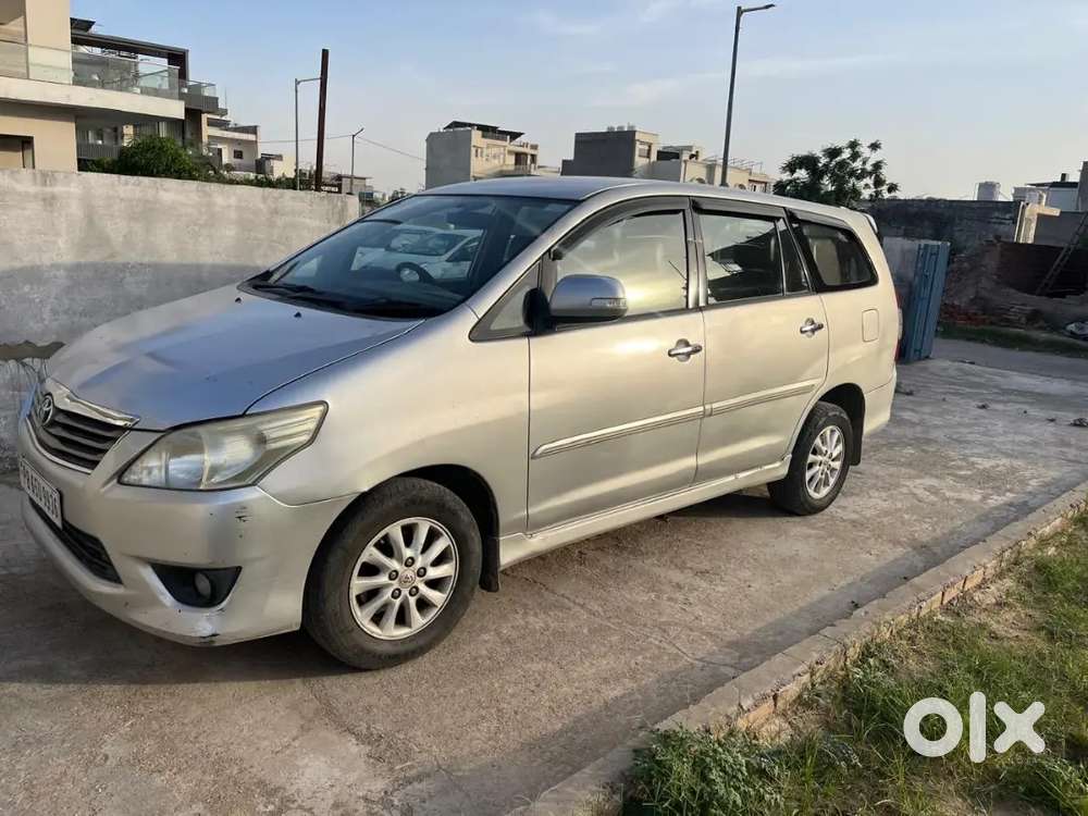 Toyota Innova 2013 Diesel Well Maintained