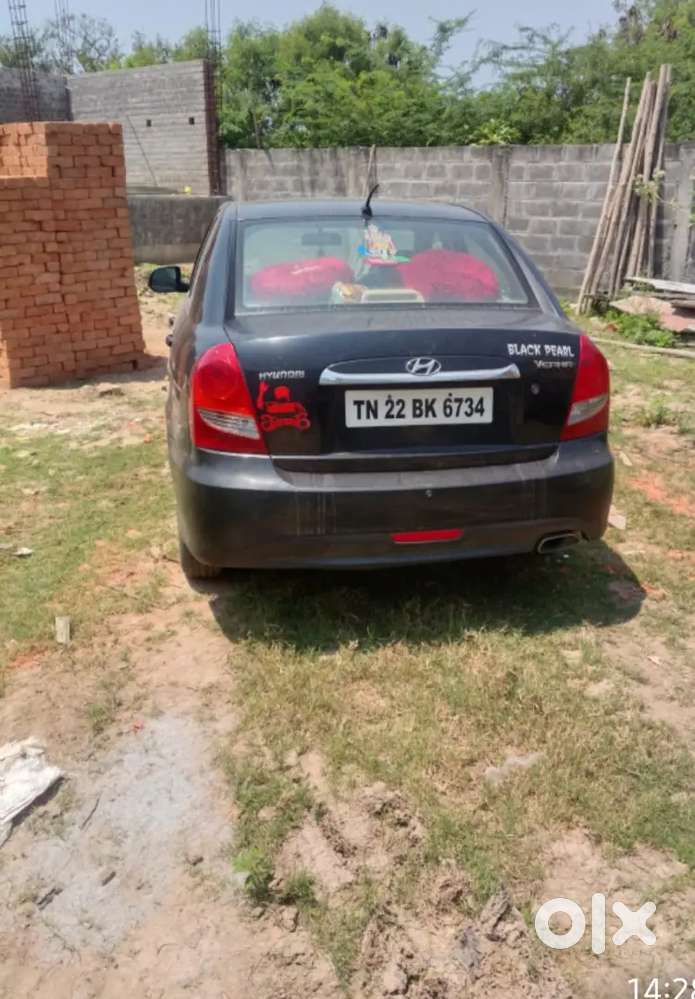 Hyundai Verna 2010 Petrol 75000 Km Driven