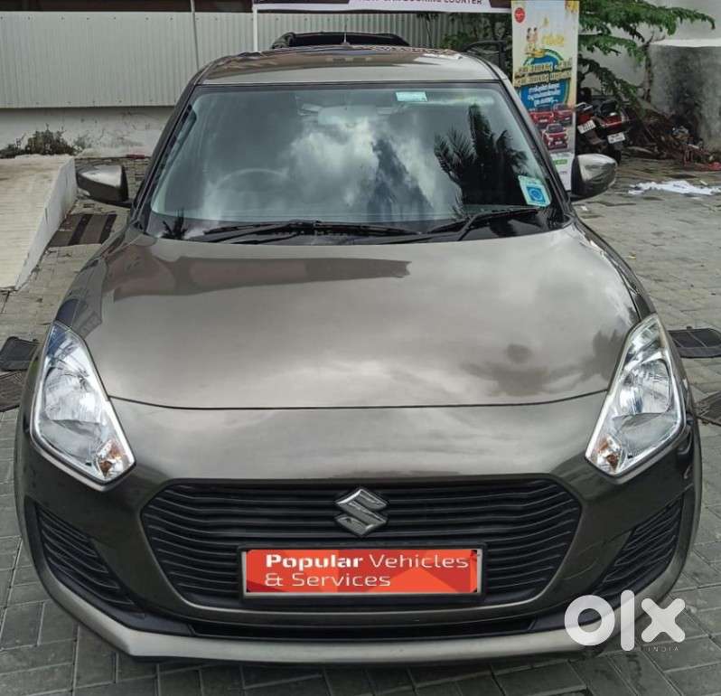 Maruti Suzuki Swift Vxi + Manual, 2018, Petrol