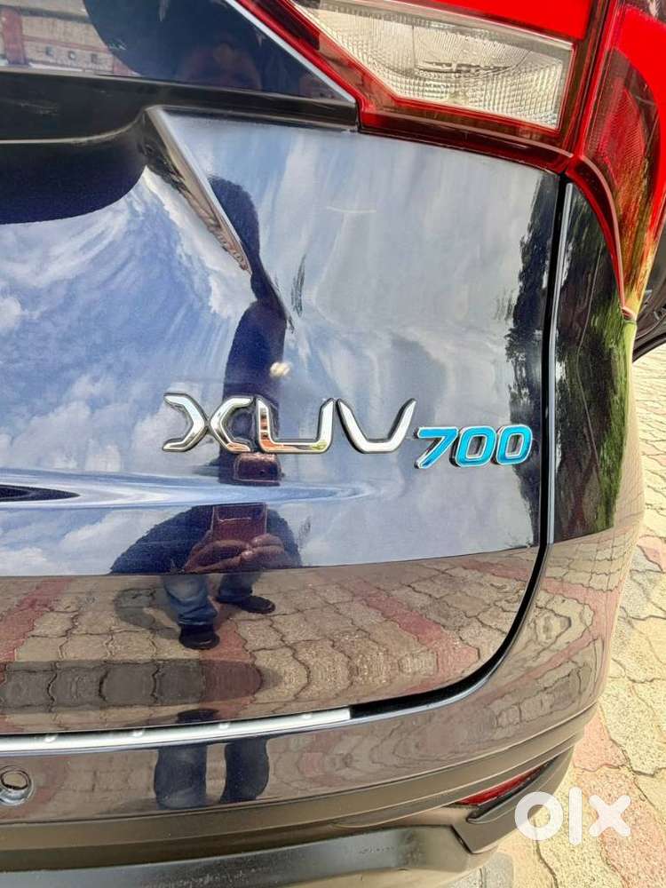 Mahindra Xuv700 2.0 Ax 5 Petrol Mt Str, 2024, Petrol