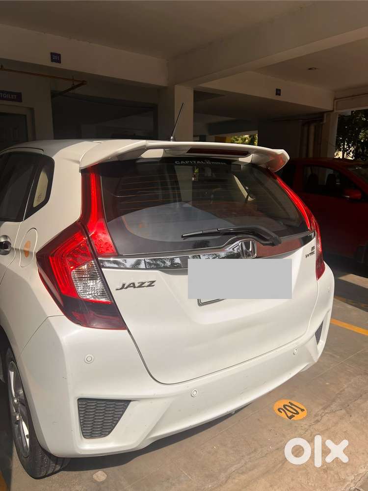 Honda Jazz Petrol 2019 Manual - Top End